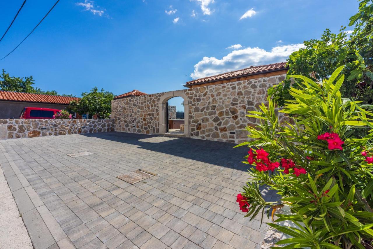 Stone Villa Mavric Grizane-Belgrad Екстер'єр фото